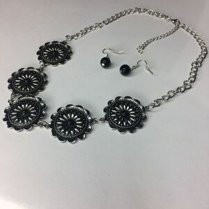 Floral Necklace & Earrings